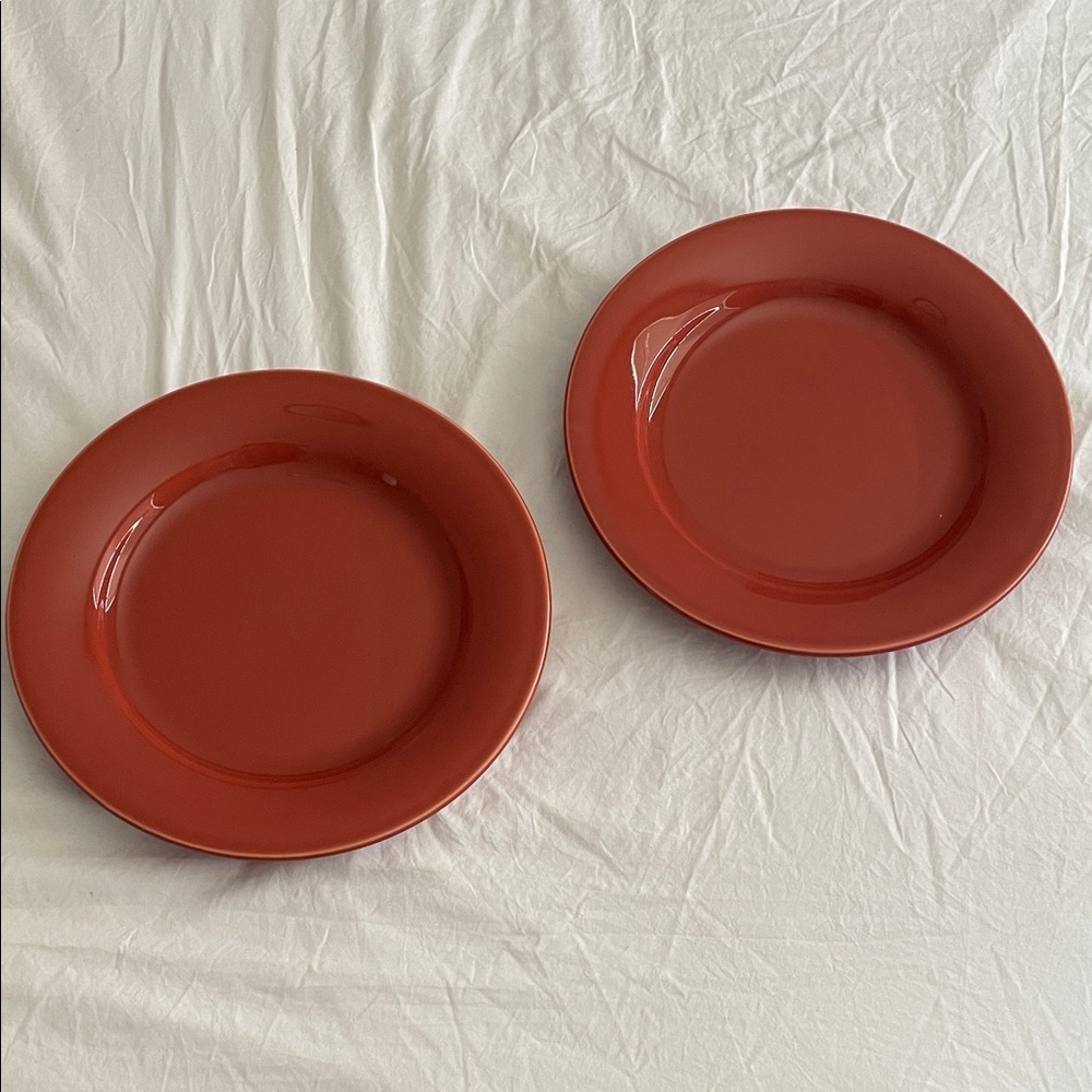 Classic Red Dinner Plates Set 11”